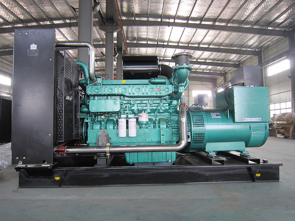 YC6TD780L-D20玉柴500KW柴油發(fā)電機組報價