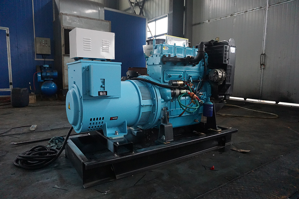 K4100D5濰柴華豐30KW柴油發(fā)電機(jī)組報(bào)價(jià)