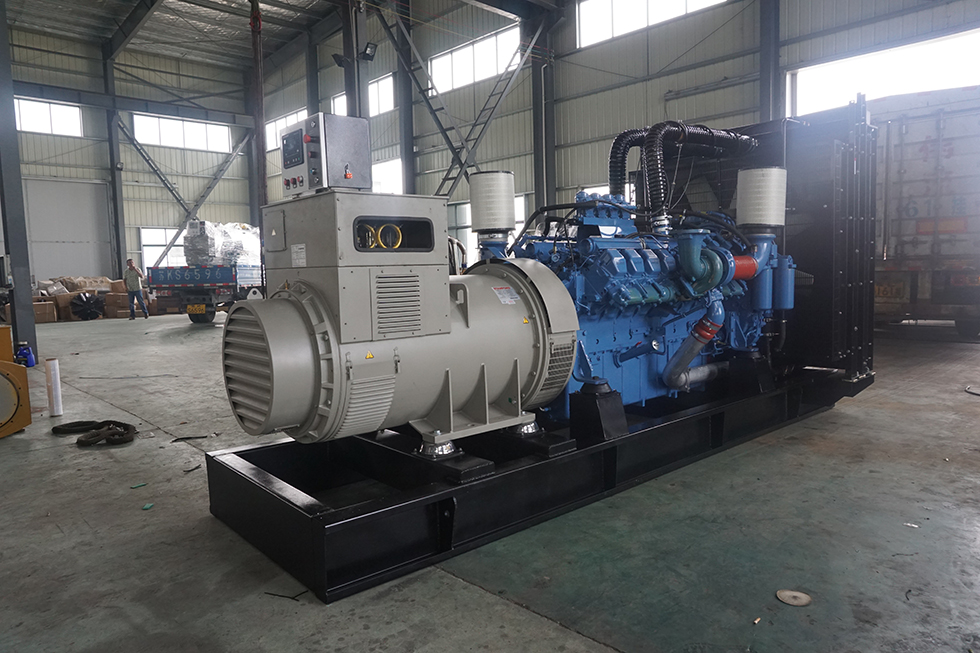 20V4000G63進(jìn)口奔馳2500KW柴油發(fā)電機(jī)組報價